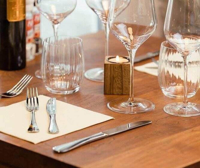 Отель Au Lit Des Ours