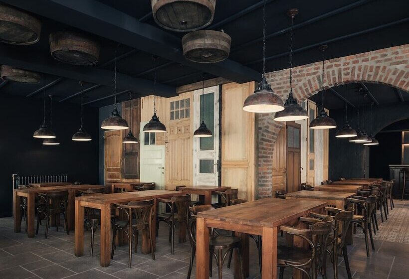 Отель Au Lit Des Ours