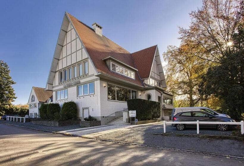 בית מלון כפרי Auberge Du Vieux Cedre, Enghien Belgique