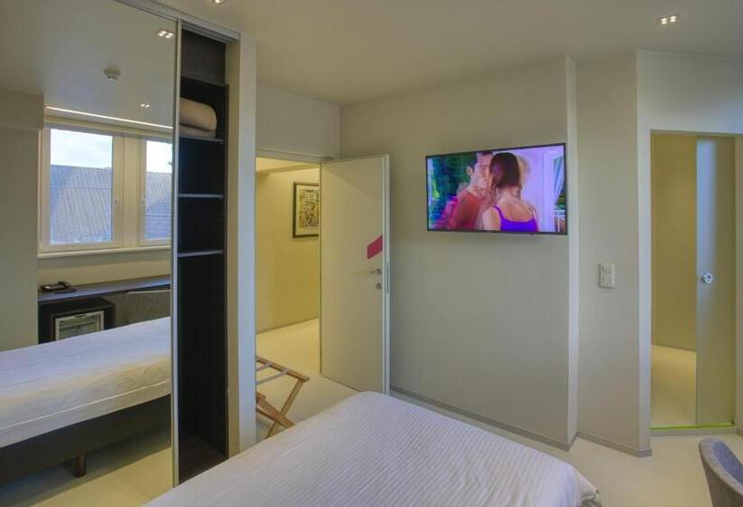 בית מלון כפרי Auberge Du Vieux Cedre, Enghien Belgique