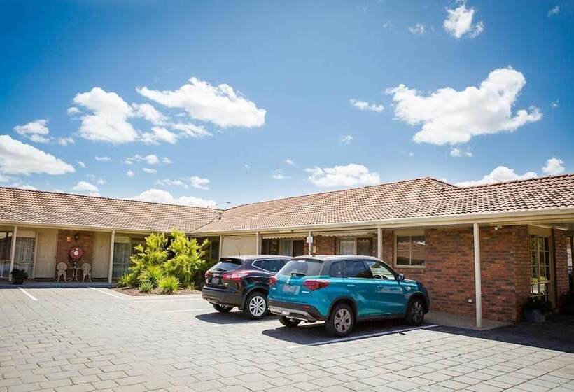 فندق Australian Settlers Motor Inn