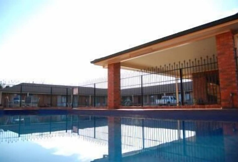 فندق Australian Settlers Motor Inn