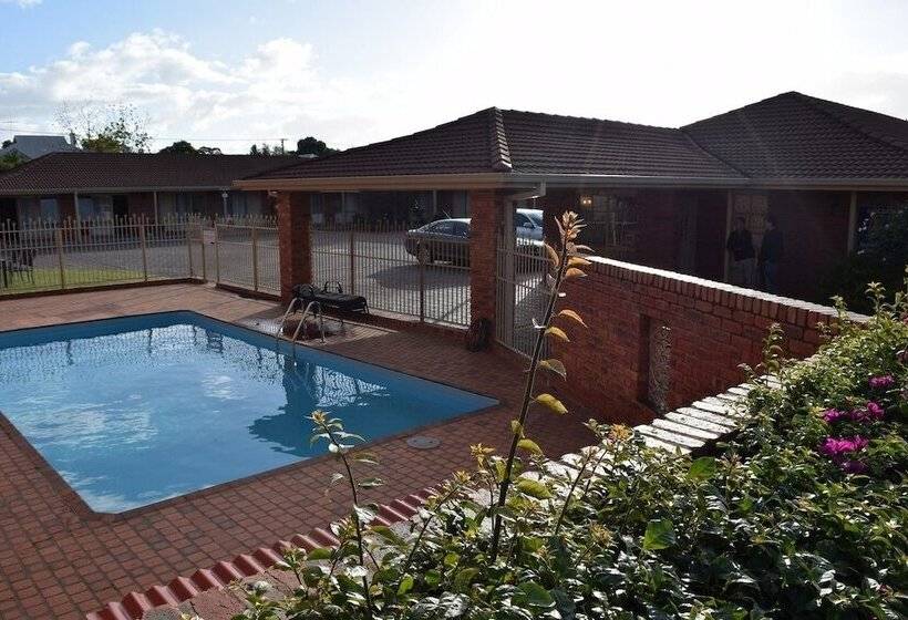 فندق Australian Settlers Motor Inn