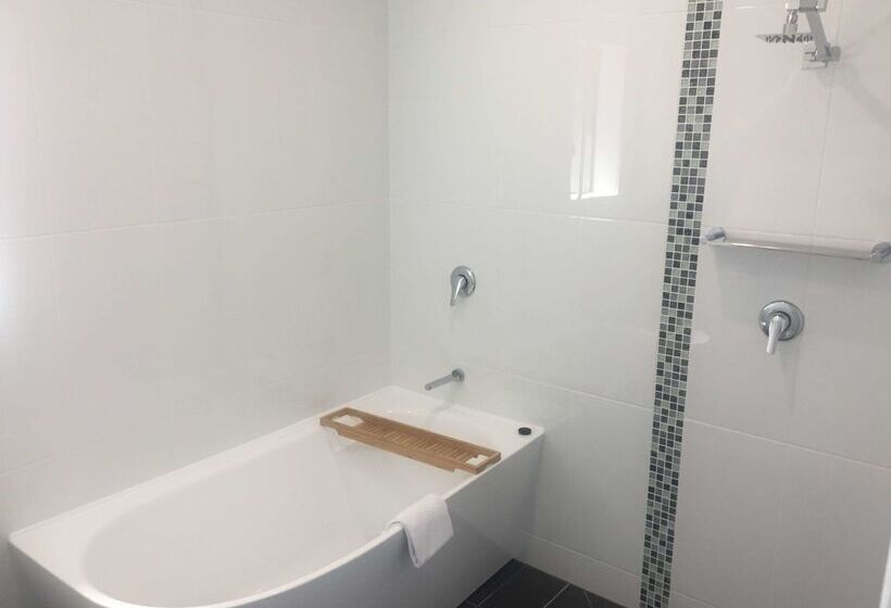 هتل Best Western Cattle City Motor Inn