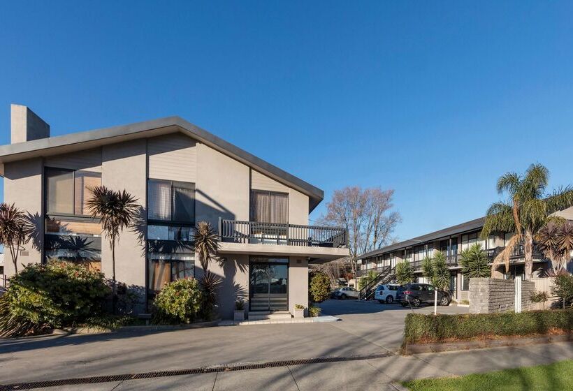 בית מלון כפרי Best Western Governor Gipps Motor Inn