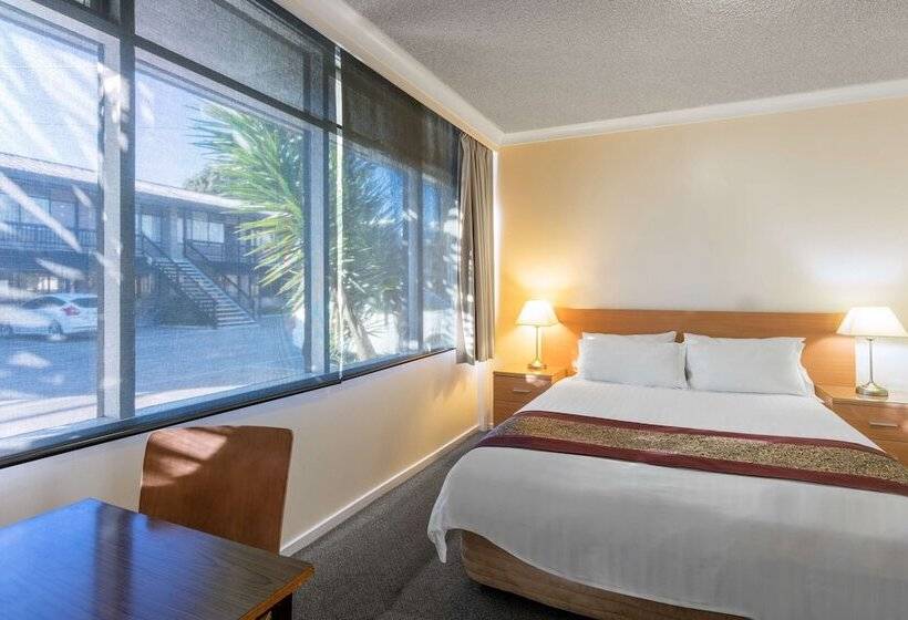 בית מלון כפרי Best Western Governor Gipps Motor Inn