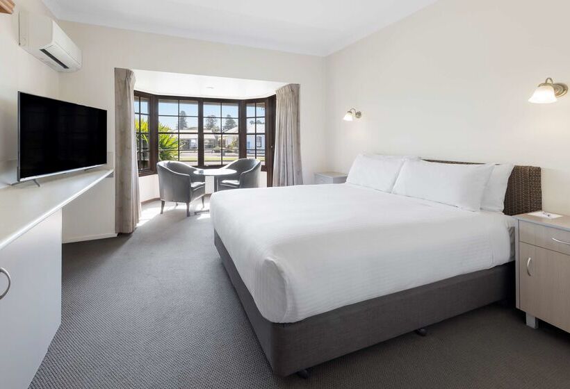 هتل Best Western Olde Maritime Motor Inn