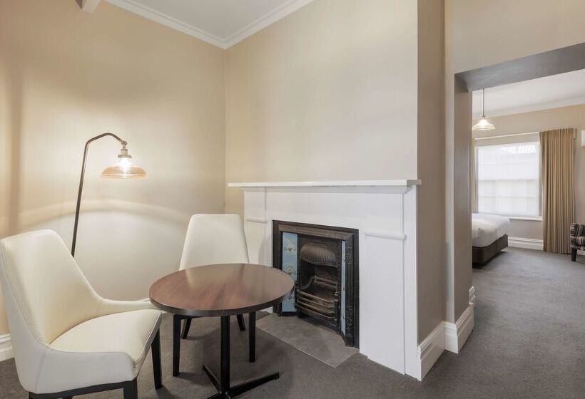 هتل Best Western Olde Maritime Motor Inn