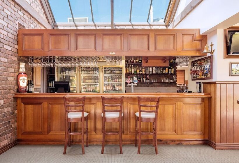 בית מלון כפרי Best Western Olde Maritime Motor Inn