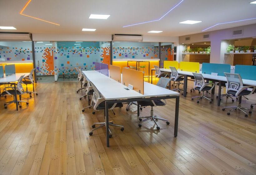 ホテル Catalinas Tucuman