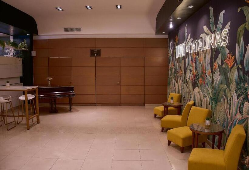 ホテル Catalinas Tucuman