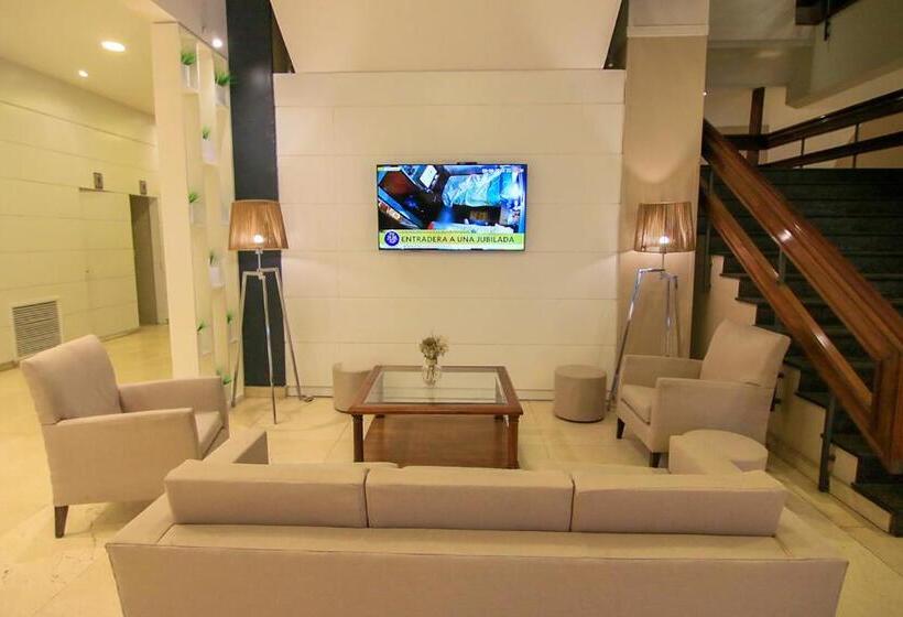 هتل Catalinas Tucuman