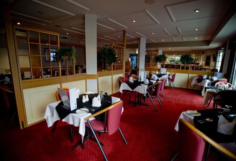 هتل Centrepoint Motor Inn