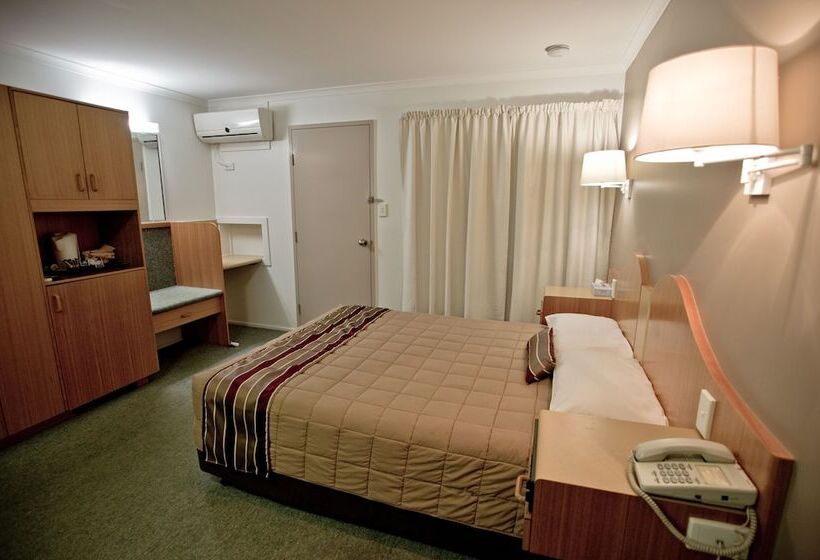 هتل Centrepoint Motor Inn