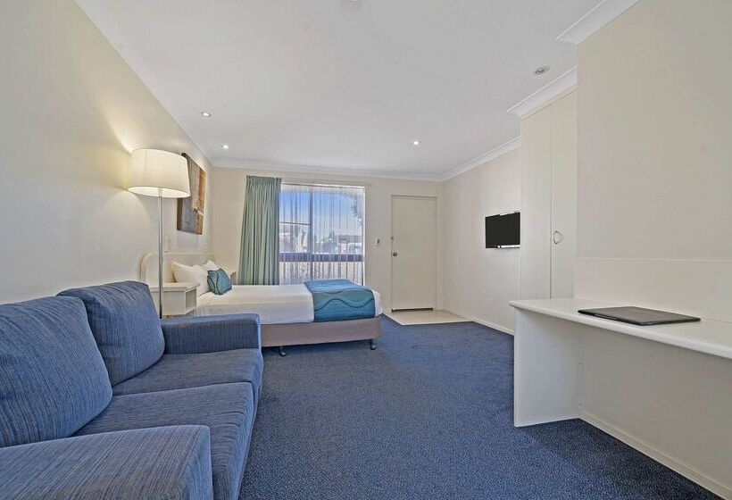 هتل Comfort Inn Glenfield