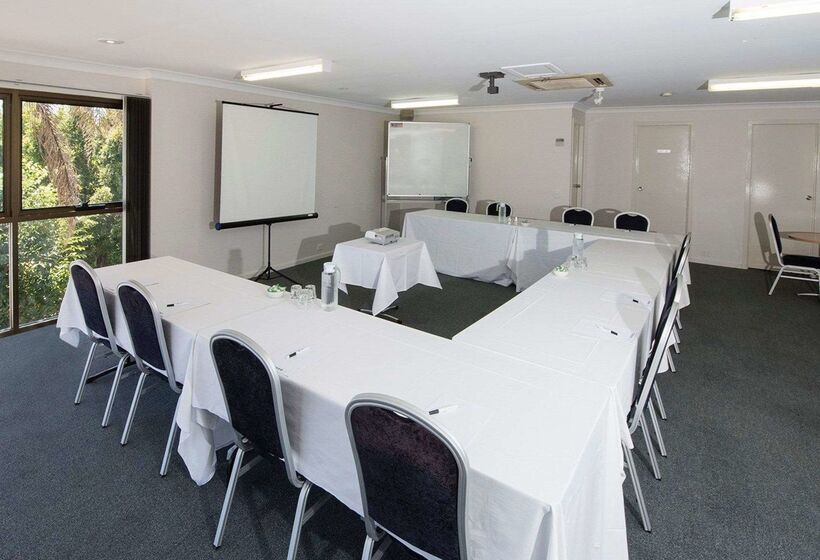 Отель Comfort Inn Grammar View