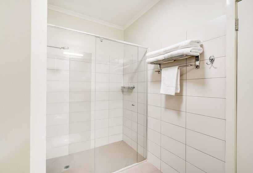 هتل Prince Of Wales