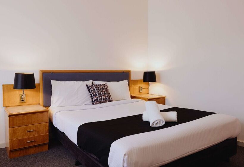 هتل Comfort Inn Traralgon