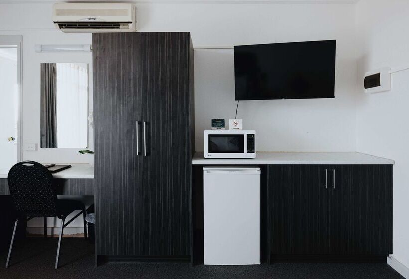 هتل Comfort Inn Traralgon