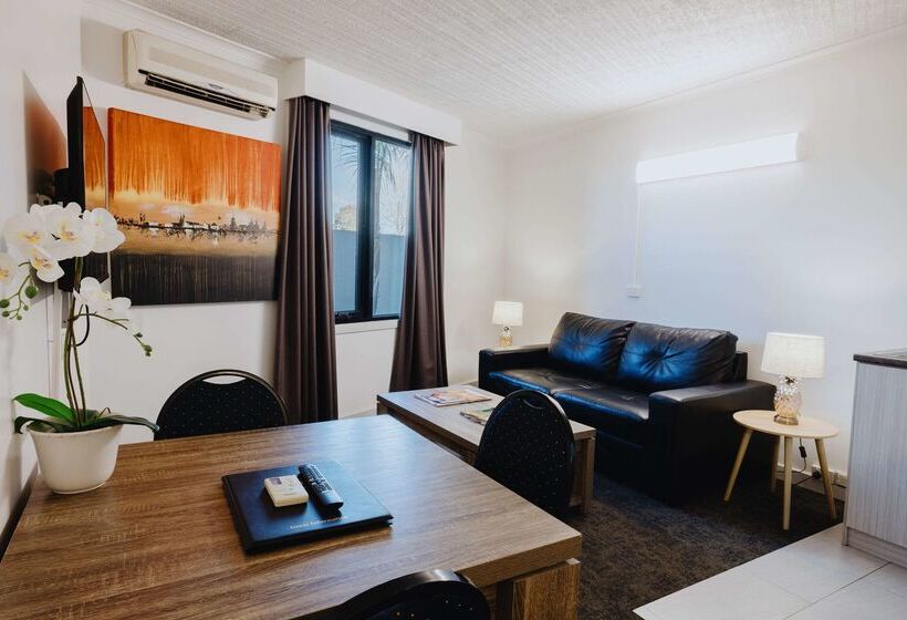 هتل Comfort Inn Traralgon