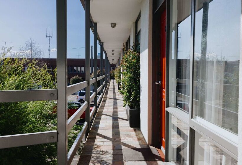 هتل Comfort Inn Traralgon