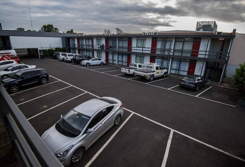 هتل Comfort Inn Traralgon