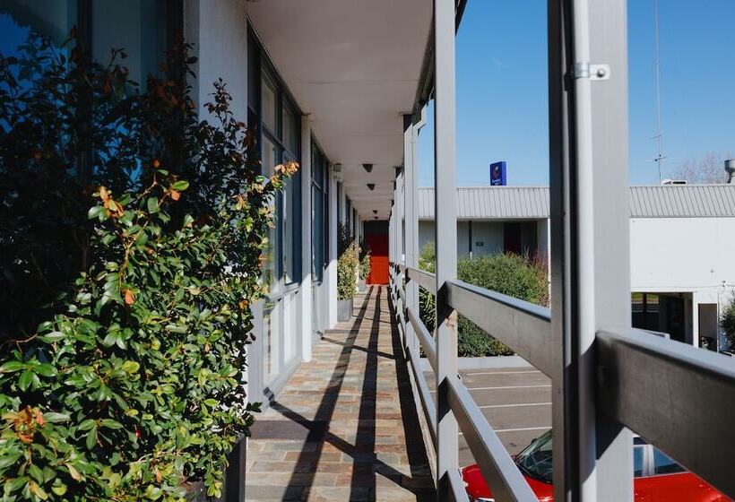 هتل Comfort Inn Traralgon