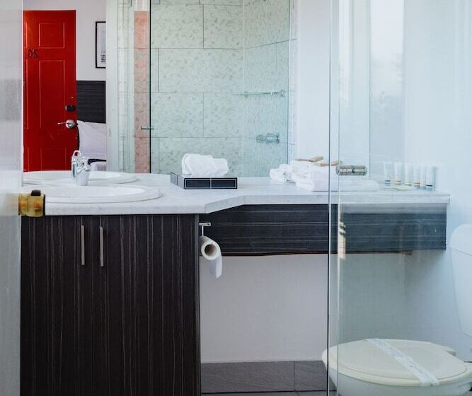 هتل Comfort Inn Traralgon