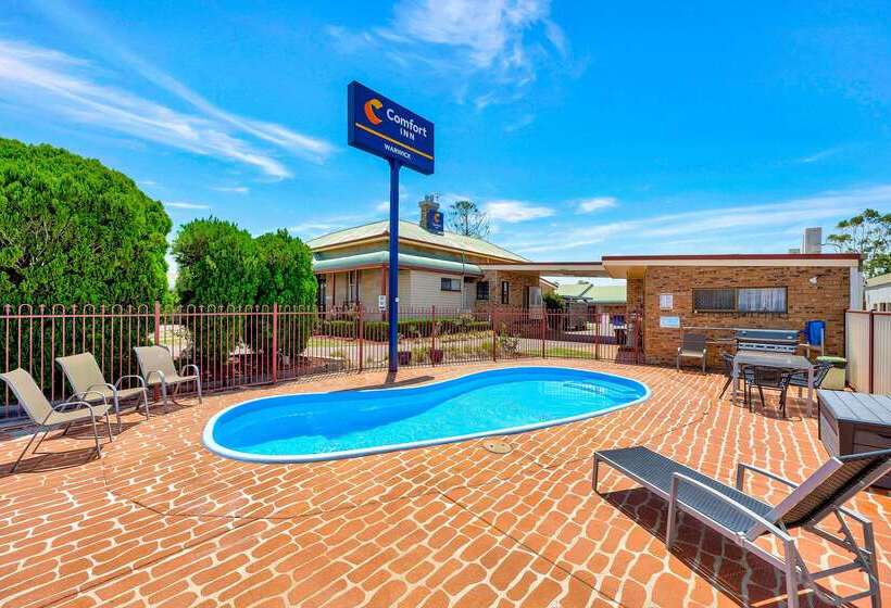 Отель Warwick Settlers Inn