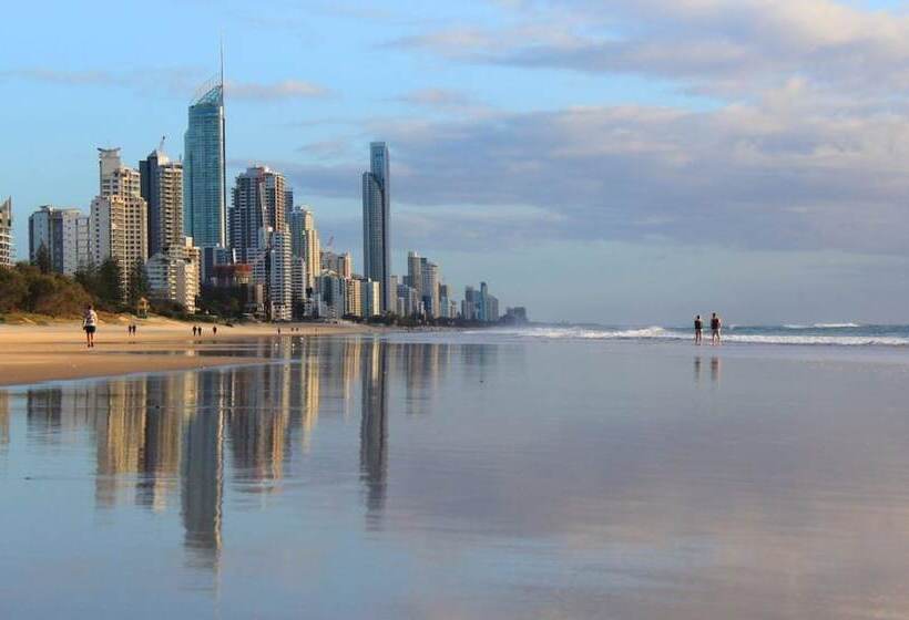 هتل Crowne Plaza Surfers Paradise, An Ihg