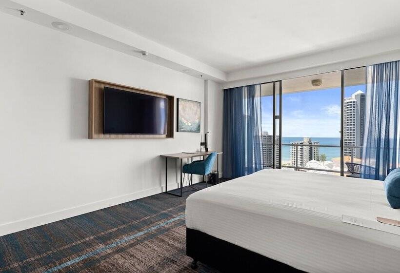 Отель Crowne Plaza Surfers Paradise, An Ihg