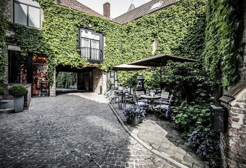 Boutique Hotel De Castillion   Small Elegant Family