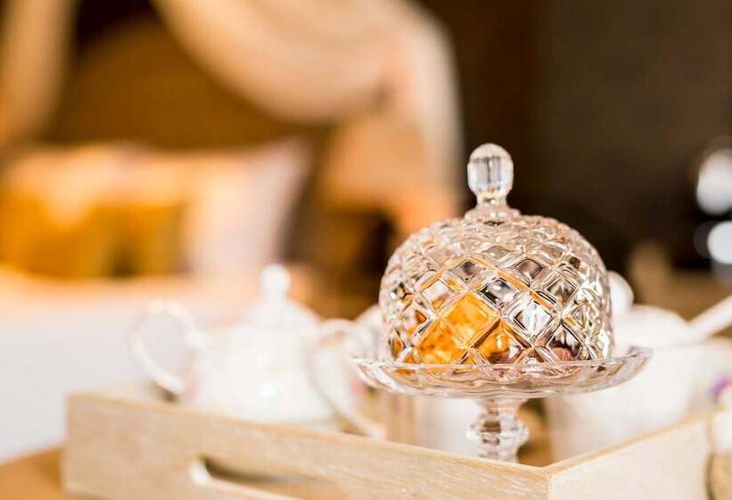 Boutique Hotel De Castillion   Small Elegant Family