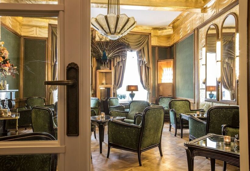 Boutique Hotel De Castillion   Small Elegant Family