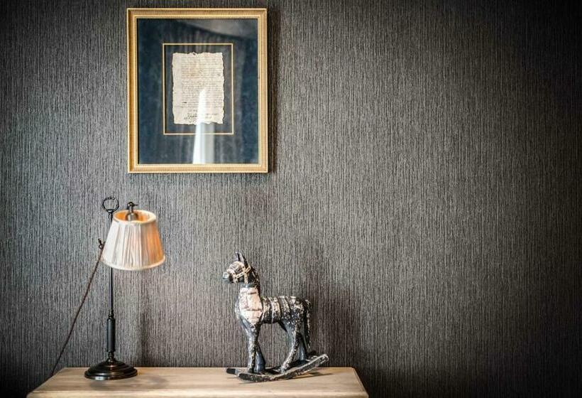 Boutique Hotel De Castillion   Small Elegant Family