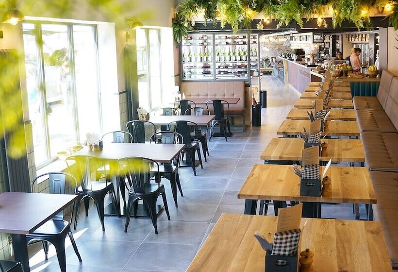 호텔 De La Poste  Relais De Napoleon Iii