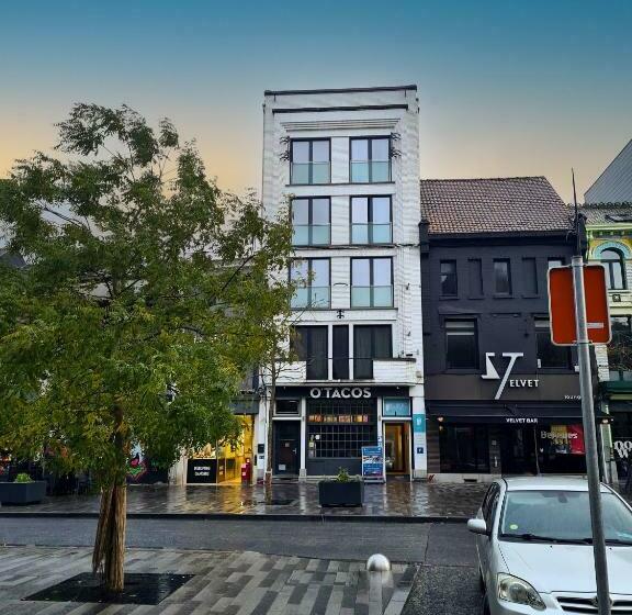 Elberg Hotel & Apartments