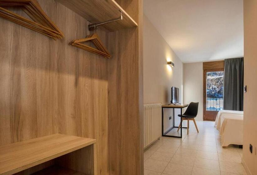 هتل Encamp by Nexta