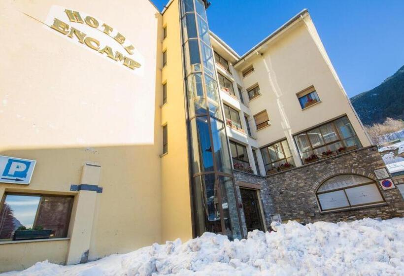 هتل Encamp by Nexta