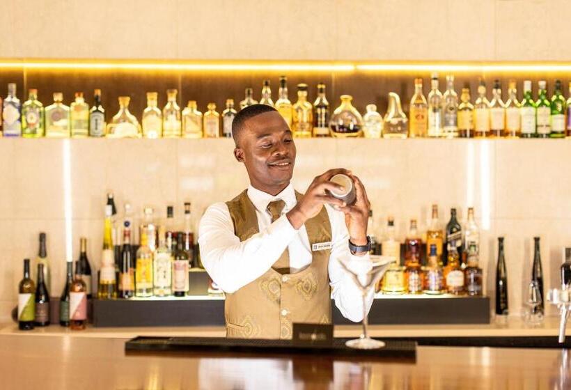 هتل Epic Sana Luanda