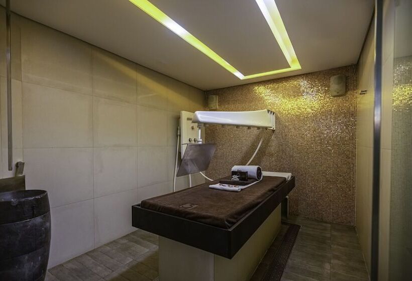 هتل Epic Sana Luanda