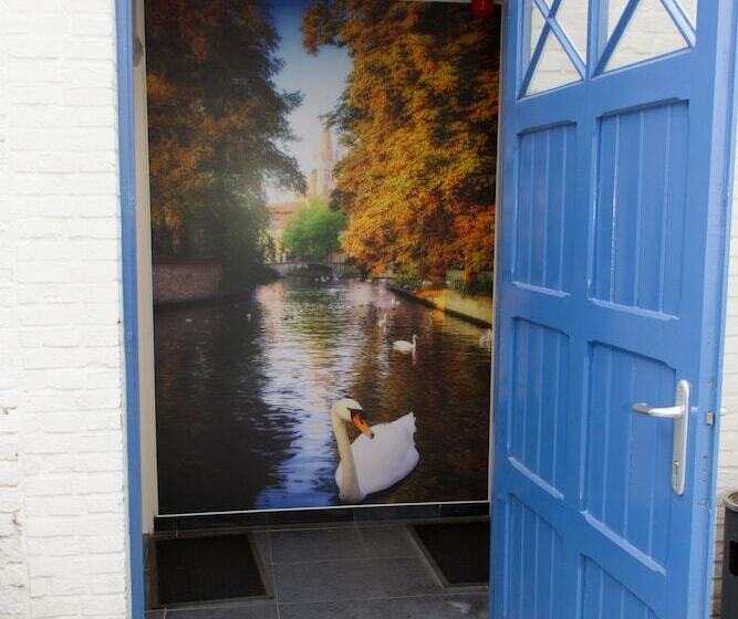 Отель Golden Tree