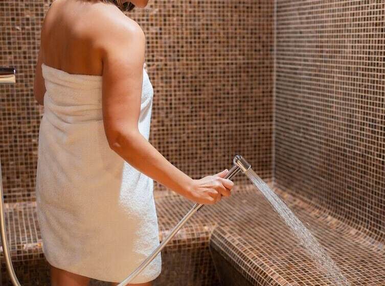 Отель Golden Tree