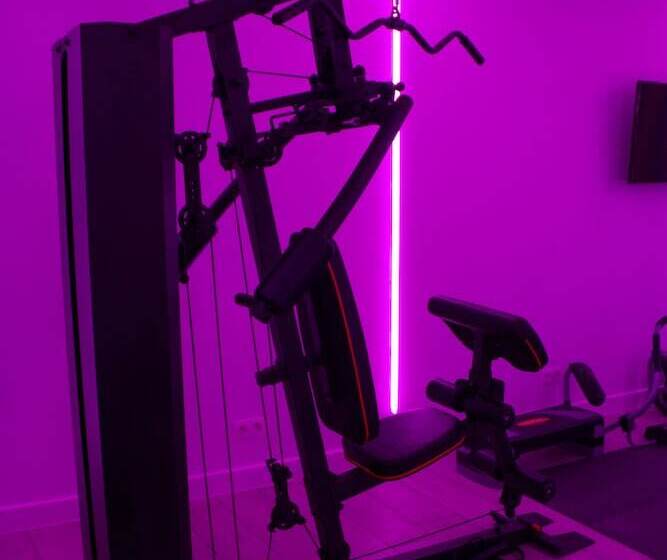 Отель Golden Tree