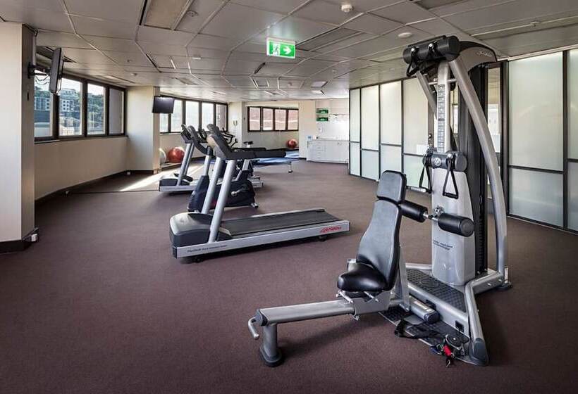 Отель Grand Chancellor Townsville