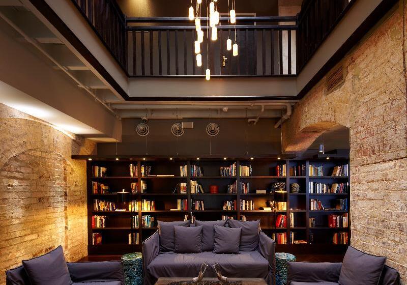 Harbour Rocks Hotel Sydney