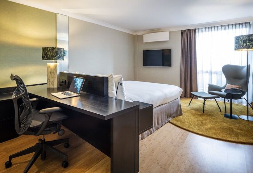 Holiday Inn Hotel Brussels Airport, An Ihg