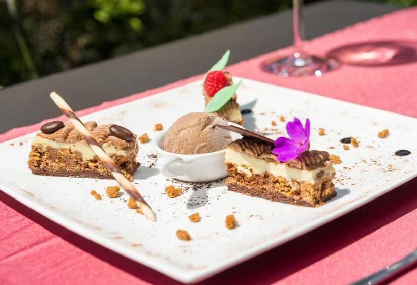 호텔 Hostellerie Sainte Cécile