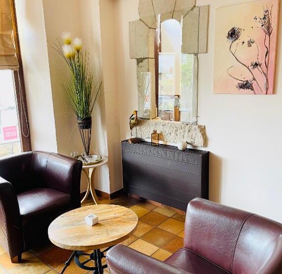 호텔 Hostellerie Sainte Cécile