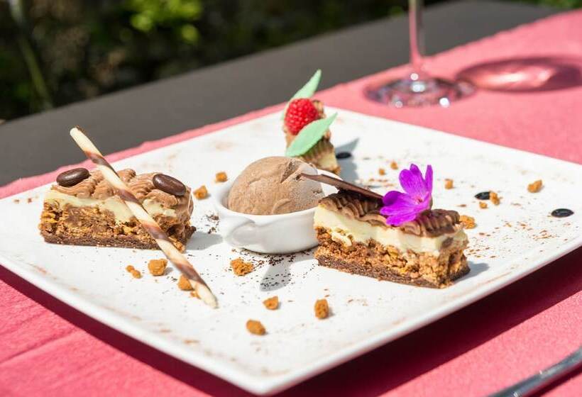 호텔 Hostellerie Sainte Cécile